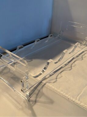 Clear Acrylic Wine Bottle Rack - 4 Slot
